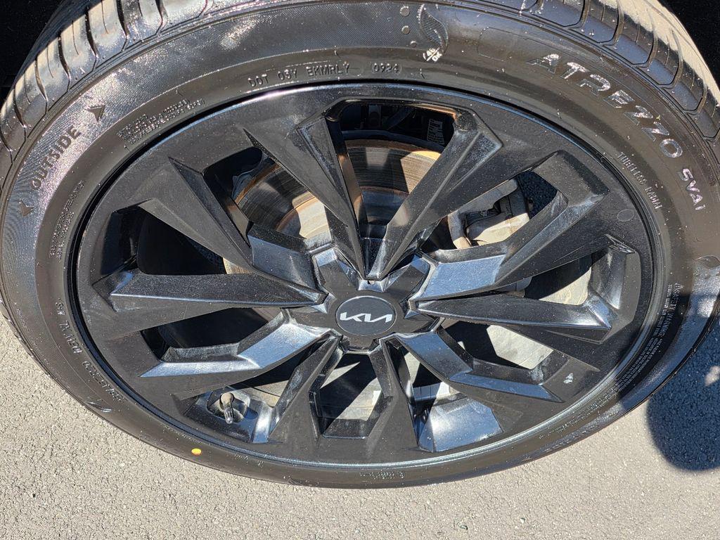 used 2022 Kia Sorento car, priced at $22,617