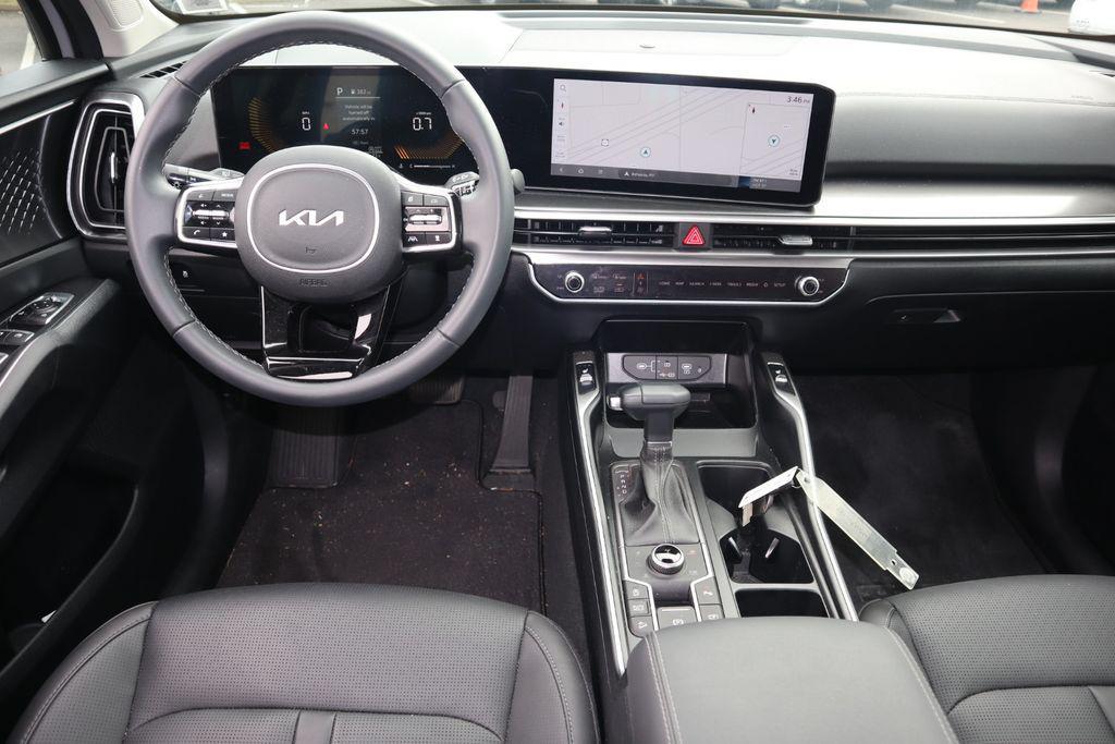 used 2025 Kia Sorento car, priced at $32,410