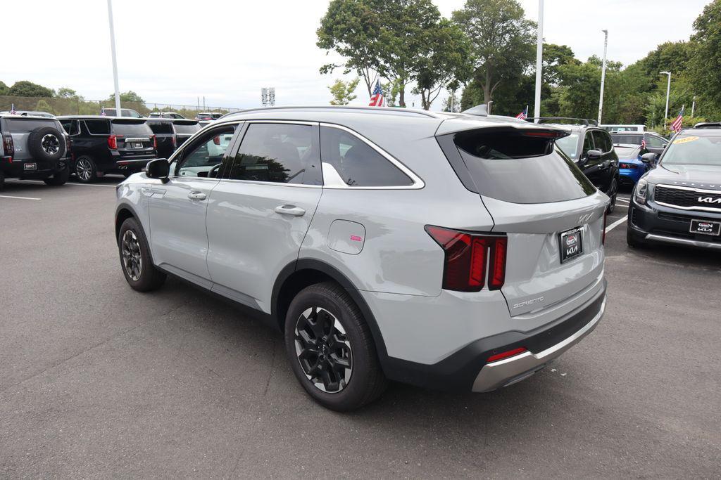 used 2025 Kia Sorento car, priced at $32,410