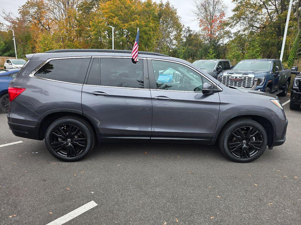 used 2022 Honda Pilot car, priced at $28,550
