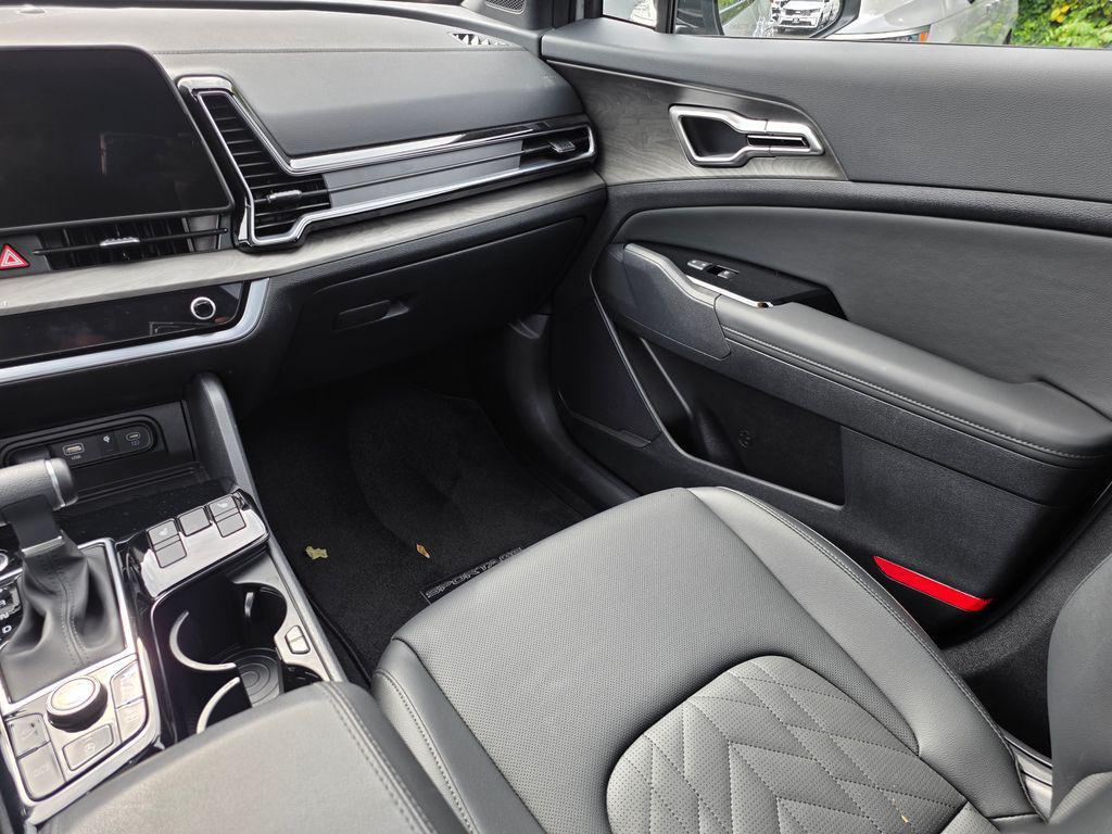 used 2025 Kia Sportage car, priced at $28,717