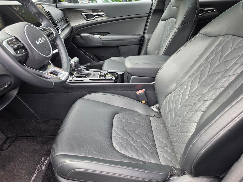 used 2025 Kia Sportage car, priced at $28,717