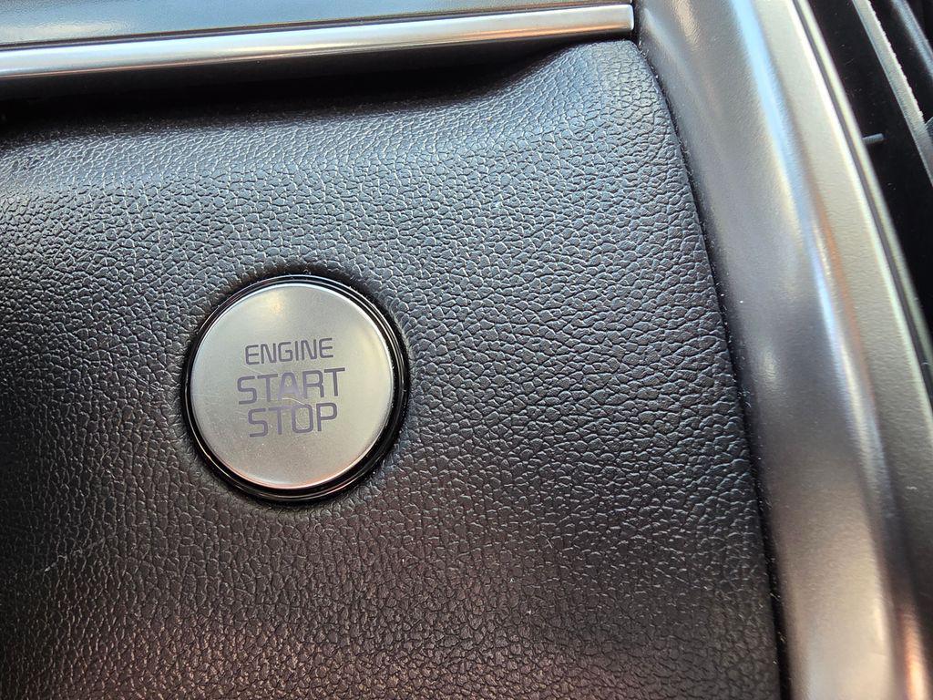 used 2022 Kia Sorento car, priced at $22,529