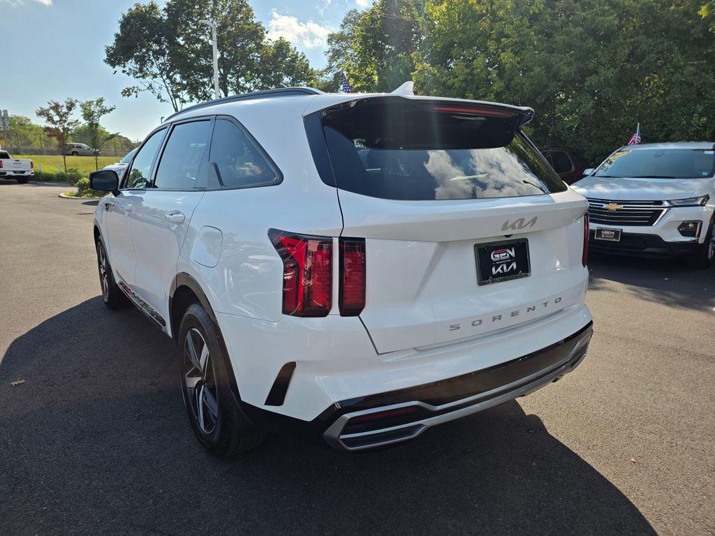 used 2022 Kia Sorento car, priced at $22,529