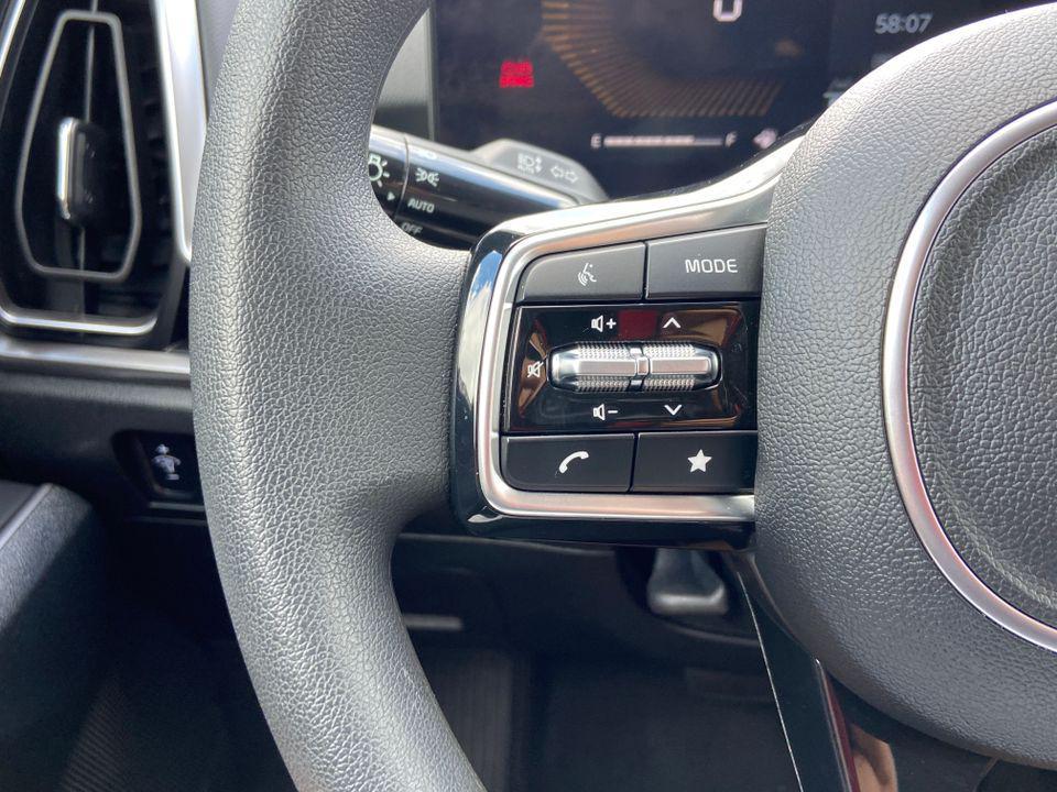 used 2025 Kia Sorento car, priced at $25,843