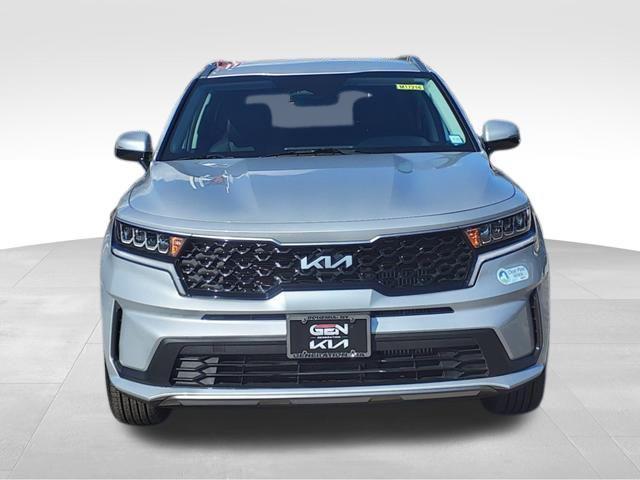 used 2022 Kia Sorento Plug-In Hybrid car, priced at $31,780