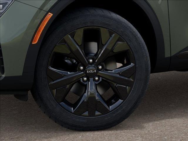new 2025 Kia Sportage car, priced at $40,454