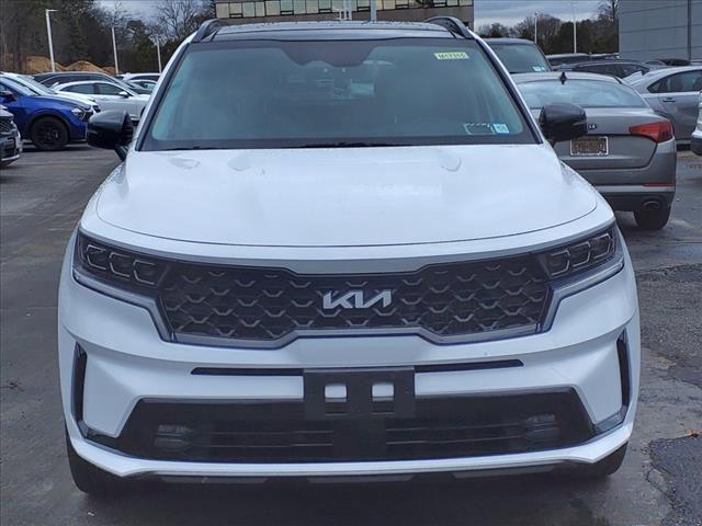 used 2022 Kia Sorento car, priced at $25,614