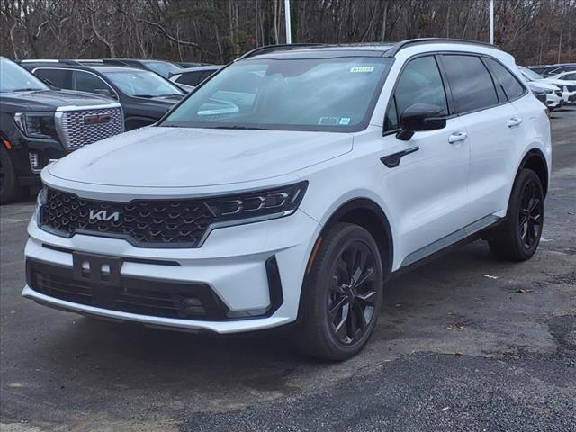 used 2022 Kia Sorento car, priced at $25,614