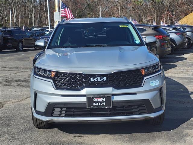 used 2022 Kia Sorento Hybrid car, priced at $29,494