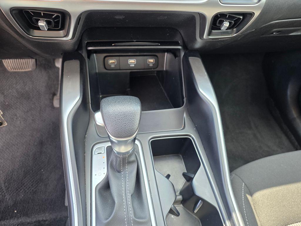 used 2022 Kia Sorento car, priced at $22,150