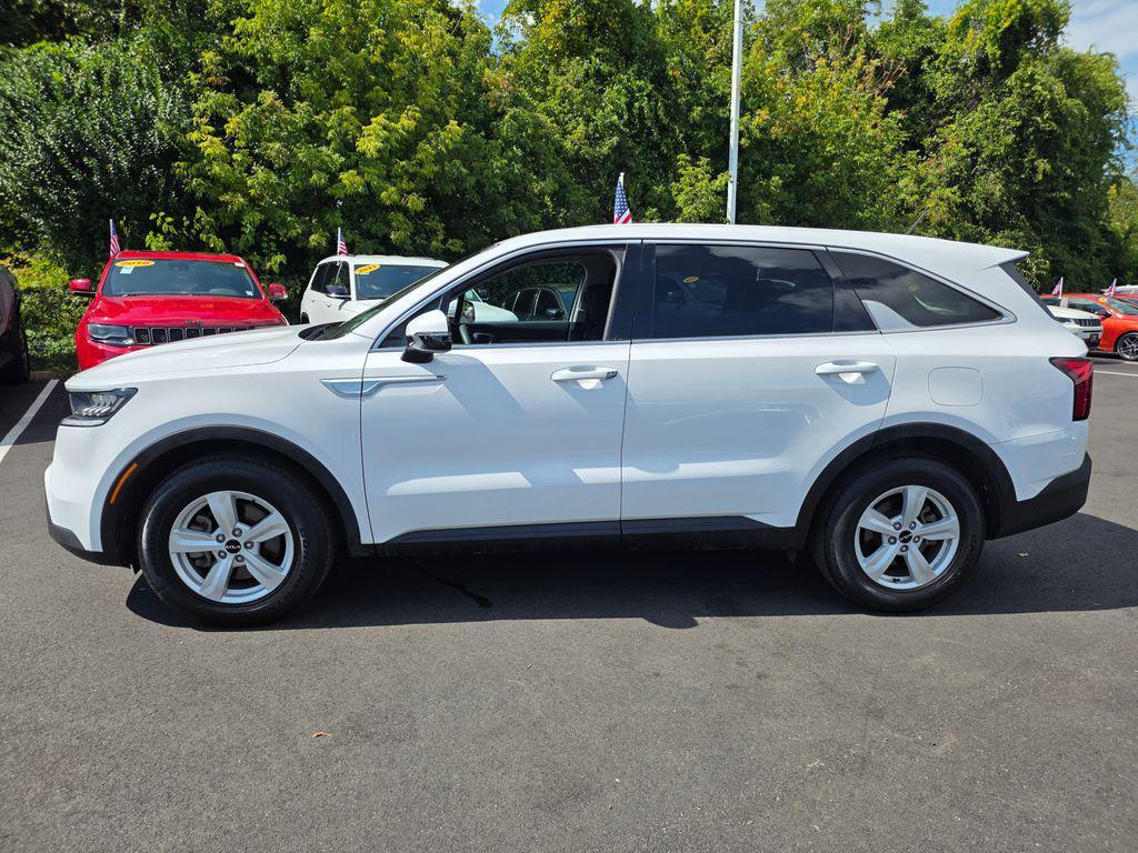 used 2022 Kia Sorento car, priced at $22,150