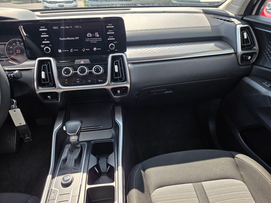 used 2022 Kia Sorento car, priced at $22,150