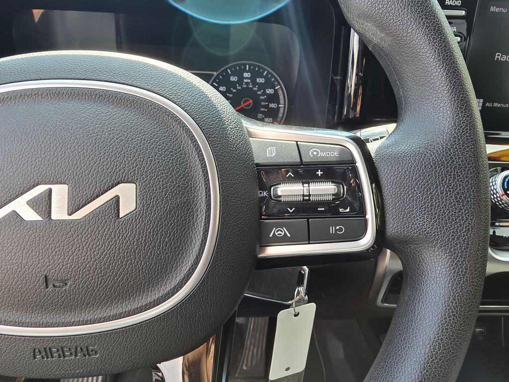 used 2022 Kia Sorento car, priced at $22,150