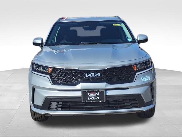 used 2022 Kia Sorento Hybrid car, priced at $30,350