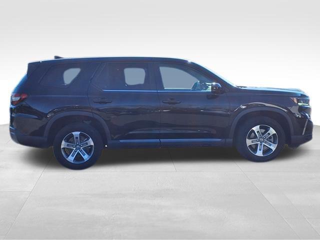 used 2023 Honda Pilot car, priced at $34,843