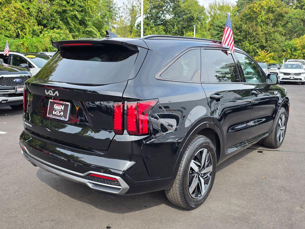 used 2023 Kia Sorento car, priced at $21,531