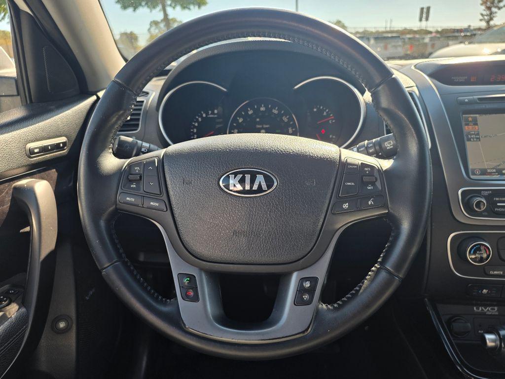 used 2014 Kia Sorento car, priced at $10,995