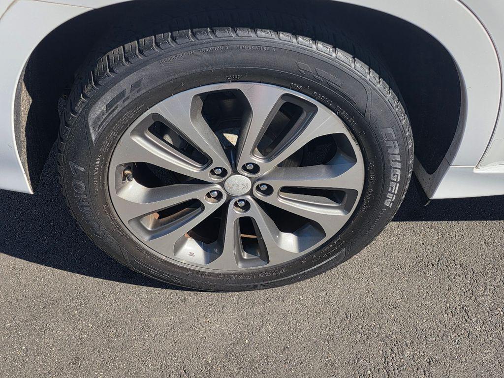 used 2014 Kia Sorento car, priced at $10,995