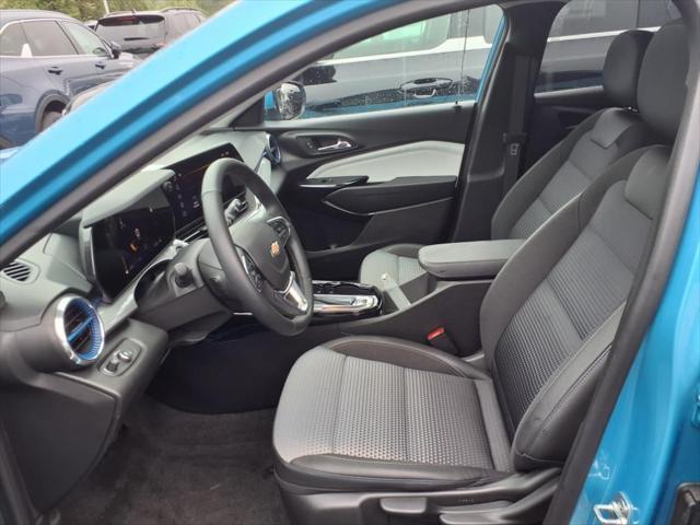 used 2025 Chevrolet Trax car, priced at $23,053