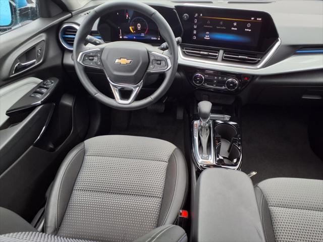 used 2025 Chevrolet Trax car, priced at $23,053