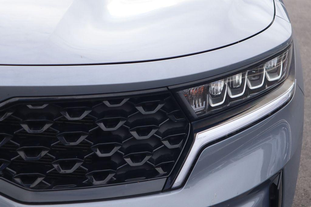 used 2023 Kia Sorento car, priced at $22,995