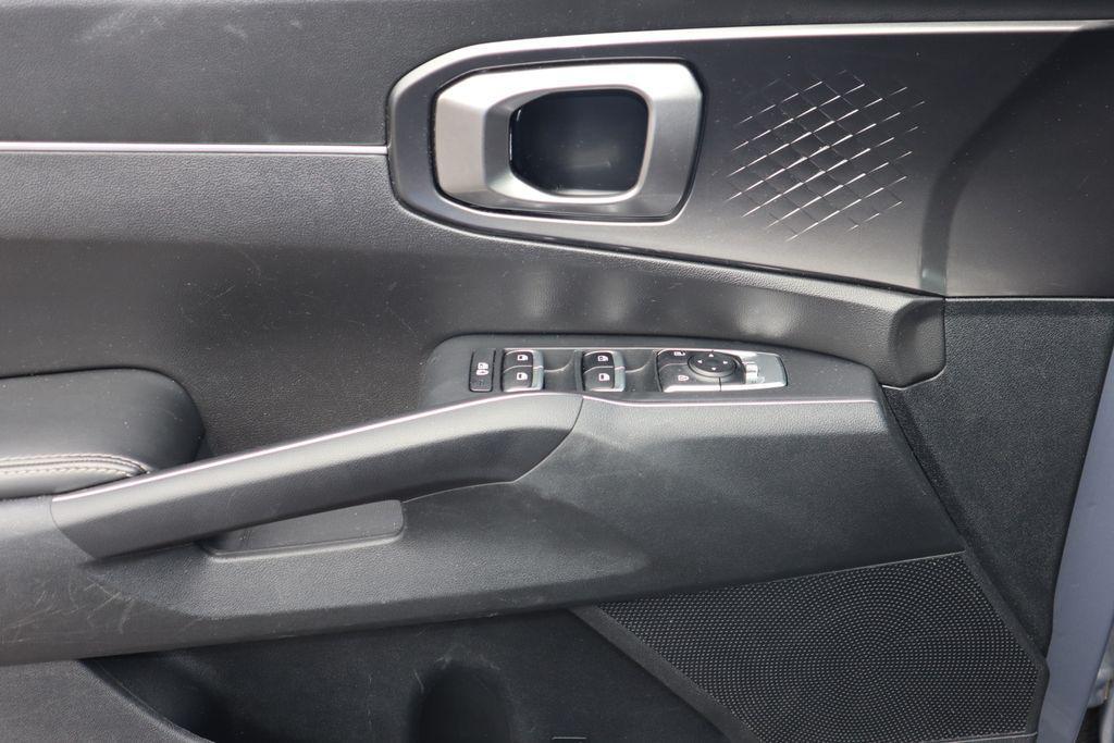 used 2023 Kia Sorento car, priced at $22,995