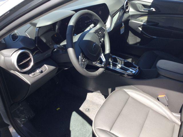new 2025 Chevrolet Trax car, priced at $26,690