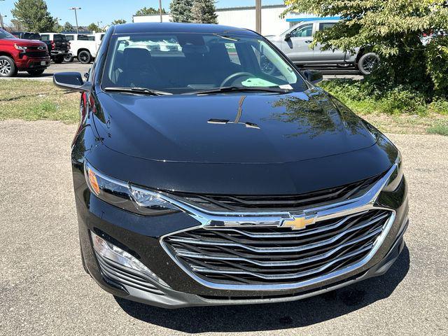 new 2024 Chevrolet Malibu car, priced at $29,195