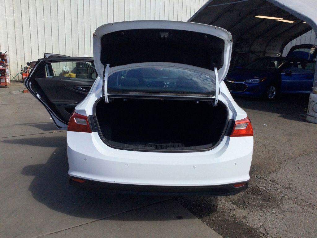 new 2024 Chevrolet Malibu car, priced at $24,000