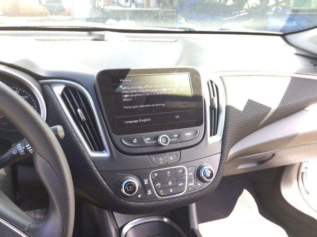 new 2024 Chevrolet Malibu car, priced at $24,000