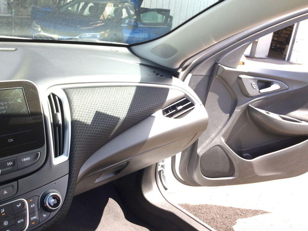 new 2024 Chevrolet Malibu car, priced at $24,000