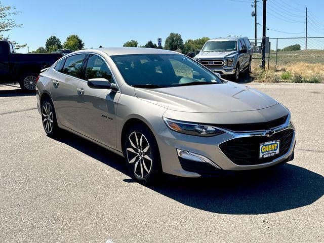 new 2025 Chevrolet Malibu car, priced at $28,920