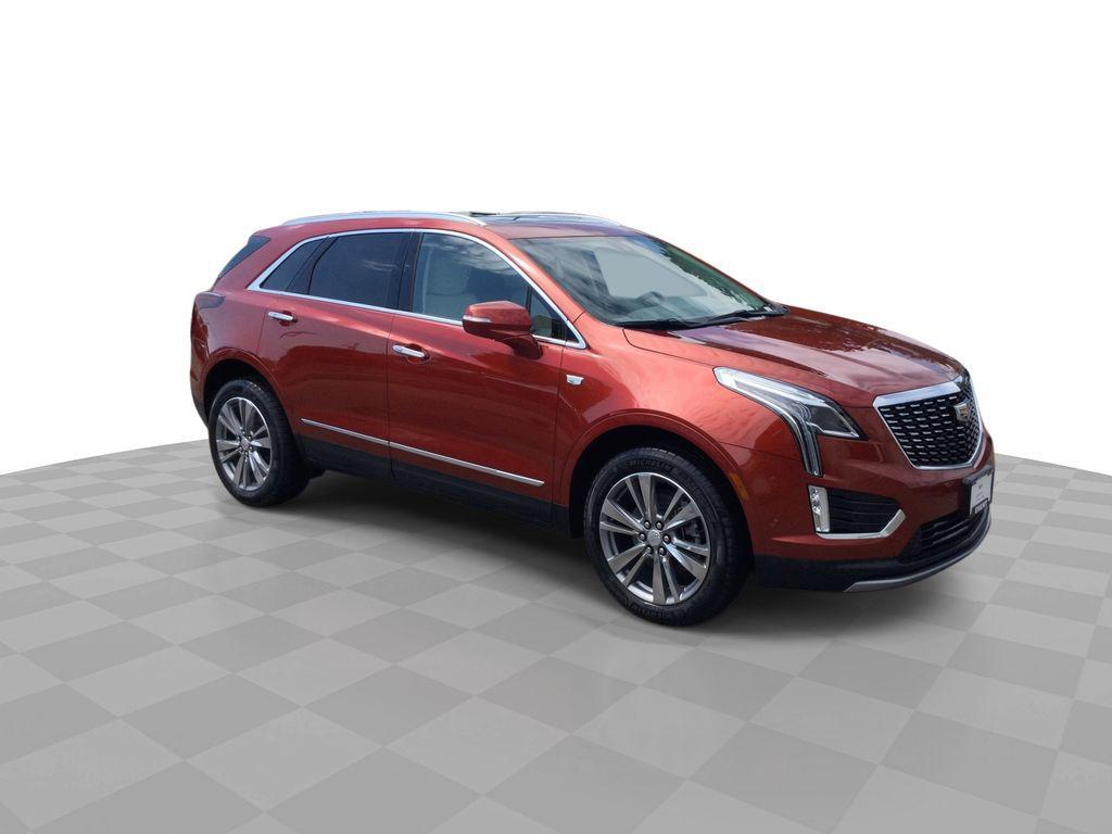 new 2025 Cadillac XT5 car, priced at $56,590