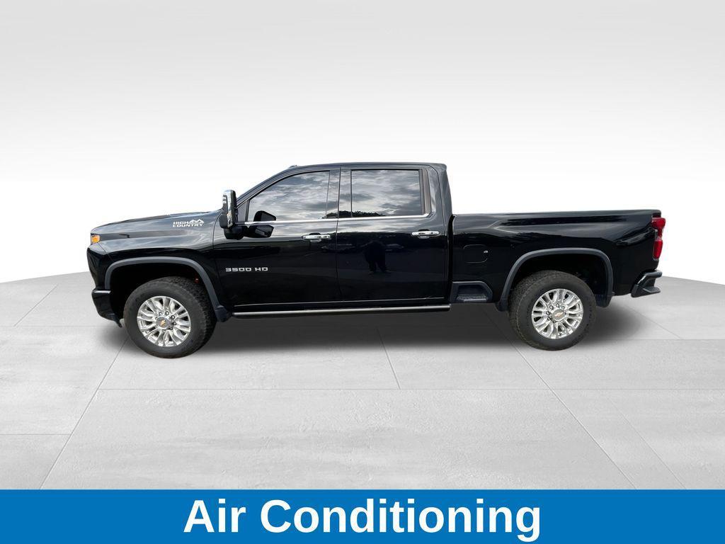 used 2022 Chevrolet Silverado 3500 car, priced at $50,594