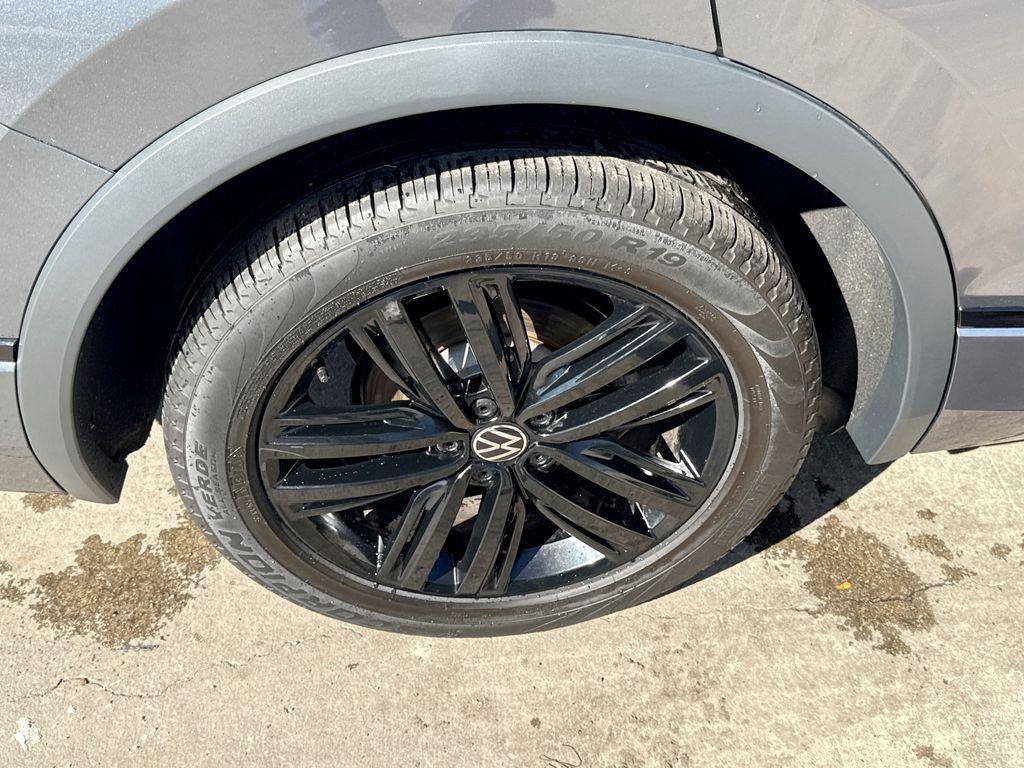 used 2022 Volkswagen Tiguan car, priced at $24,678