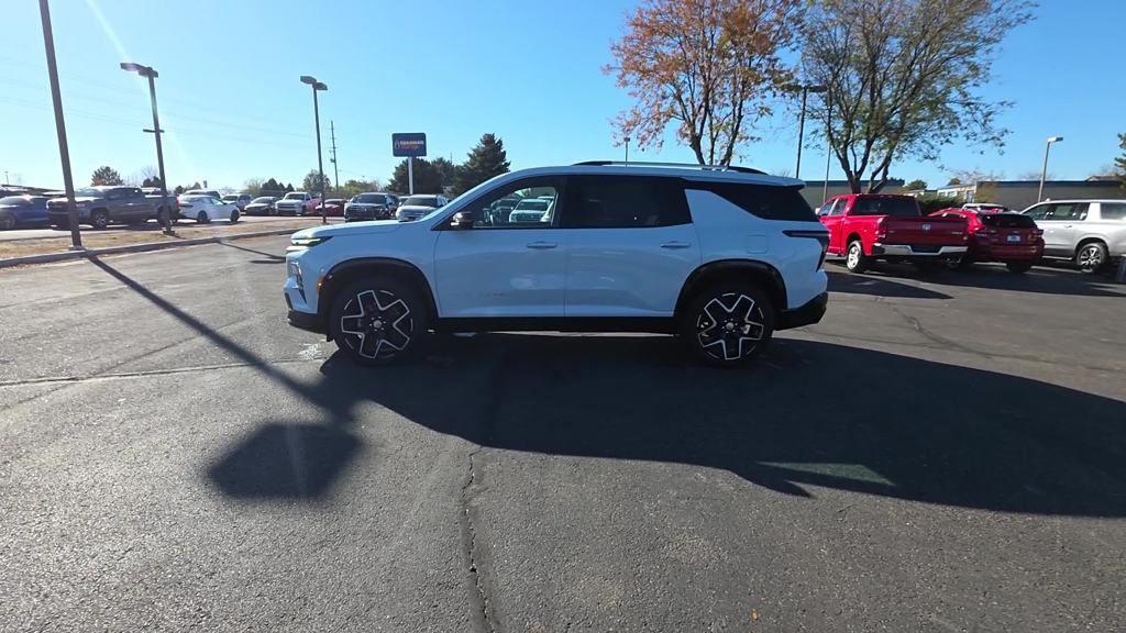 new 2026 Chevrolet Traverse car, priced at $62,210