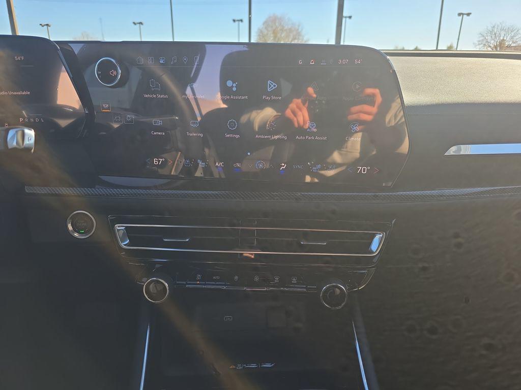 new 2026 Chevrolet Traverse car, priced at $62,210