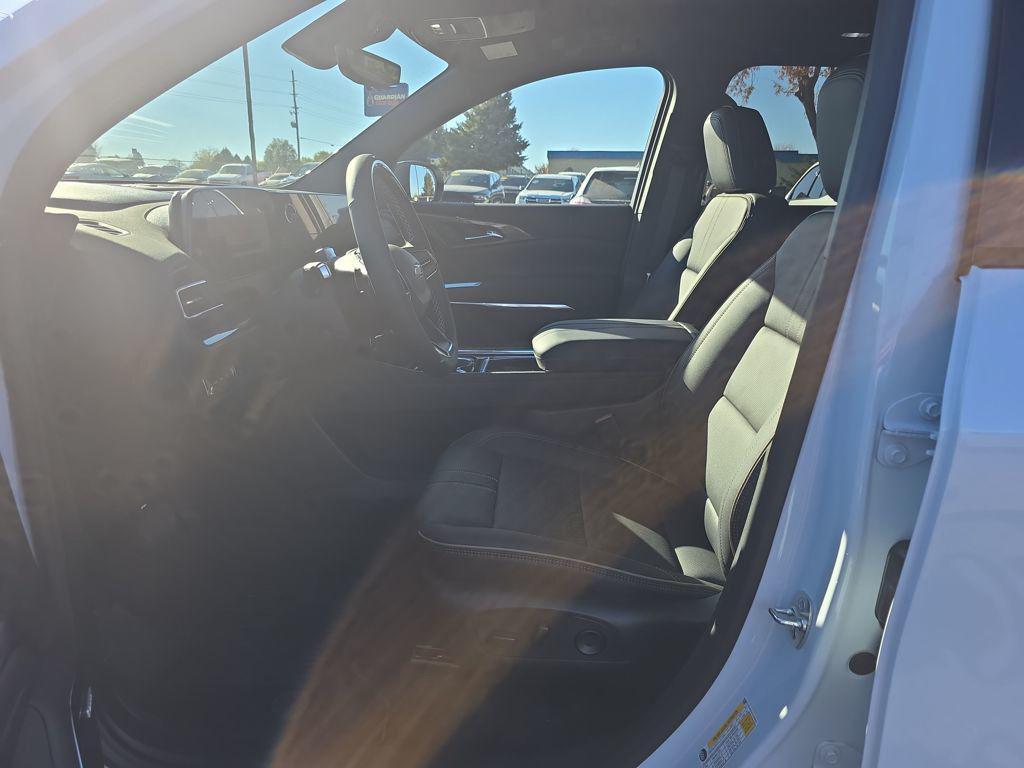 new 2026 Chevrolet Traverse car, priced at $62,210