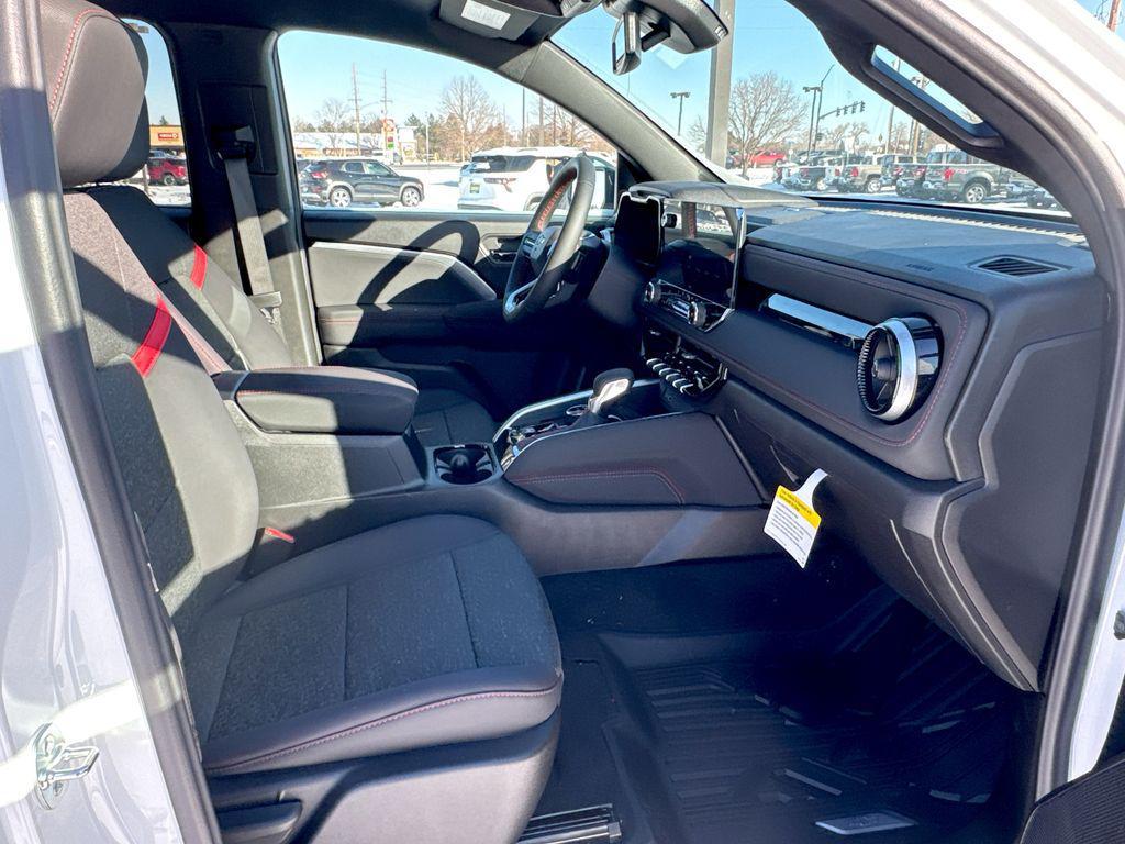 new 2025 Chevrolet Colorado car, priced at $40,818