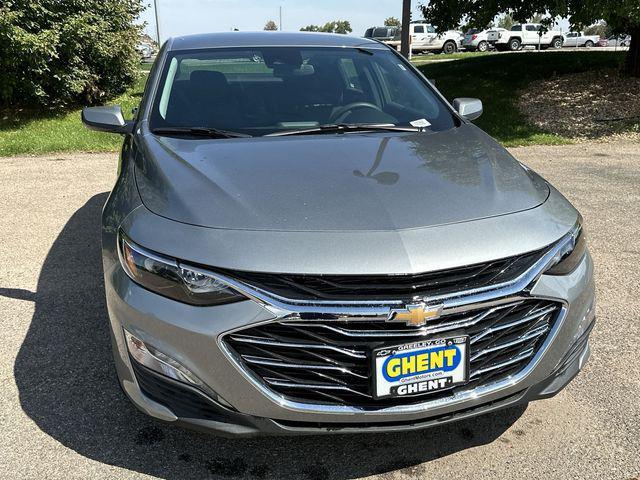 new 2024 Chevrolet Malibu car, priced at $29,195