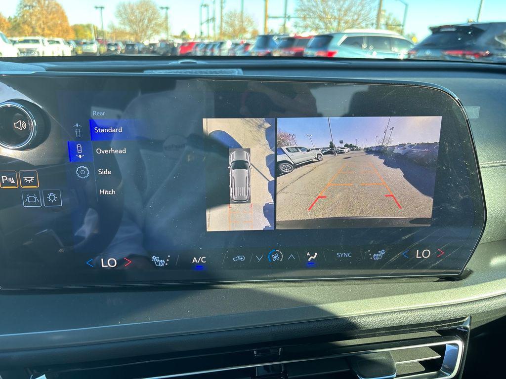 new 2026 Chevrolet Traverse car, priced at $53,140