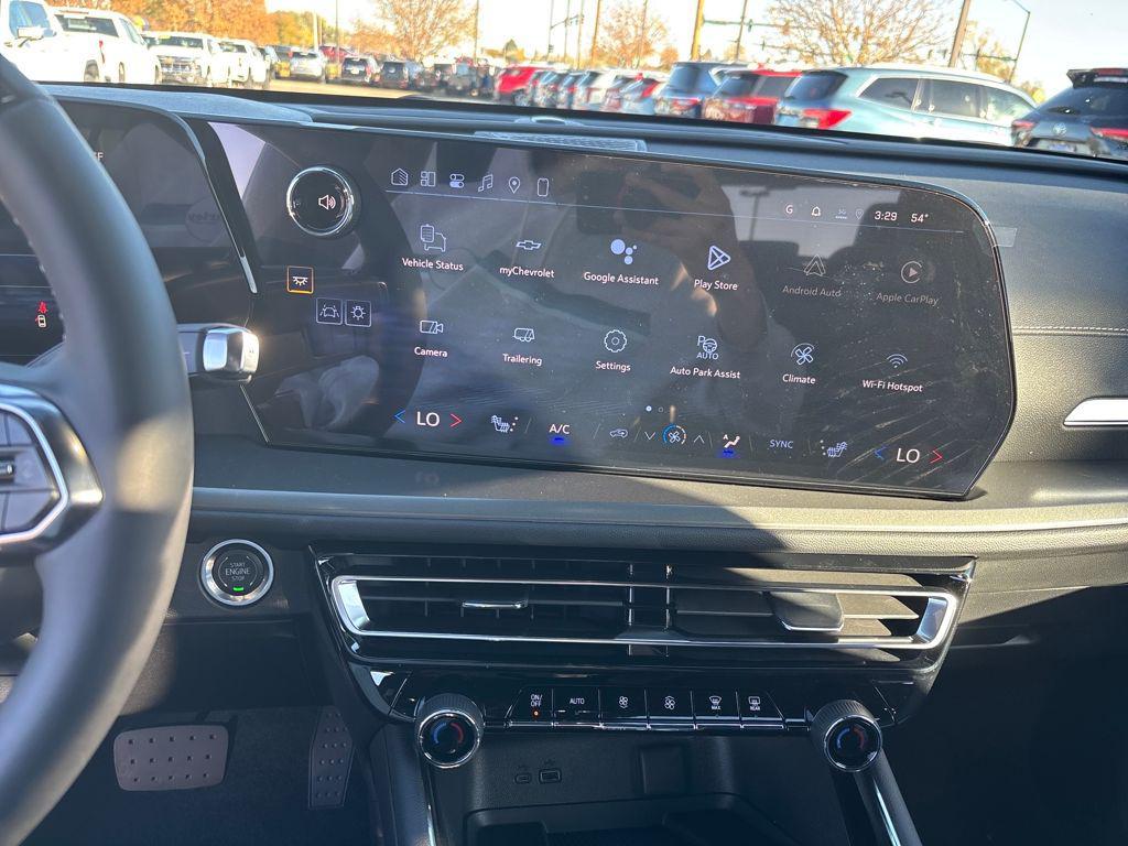 new 2026 Chevrolet Traverse car, priced at $53,140