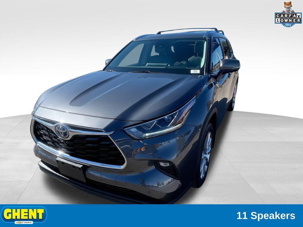 used 2022 Toyota Highlander Hybrid car, priced at $41,859