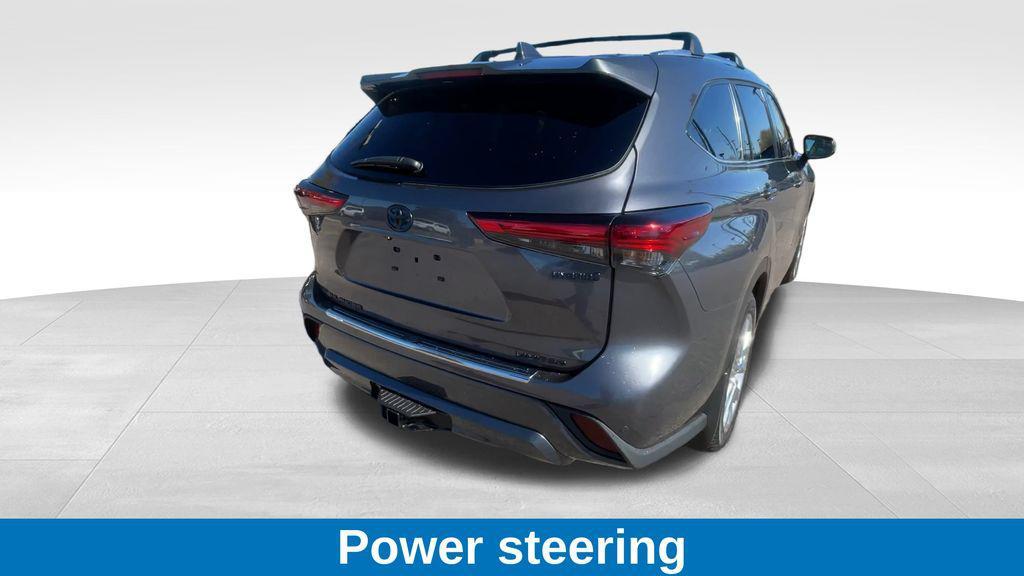 used 2022 Toyota Highlander Hybrid car, priced at $41,859