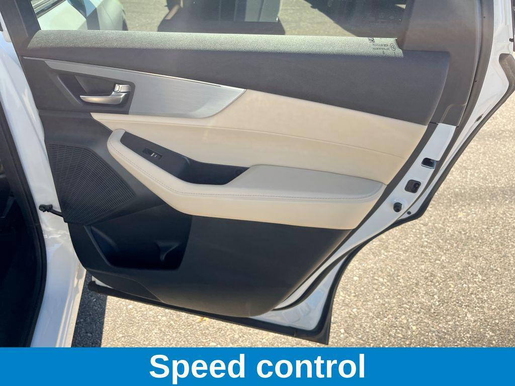 used 2022 Acura MDX car, priced at $30,222