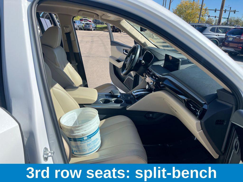 used 2022 Acura MDX car, priced at $30,222