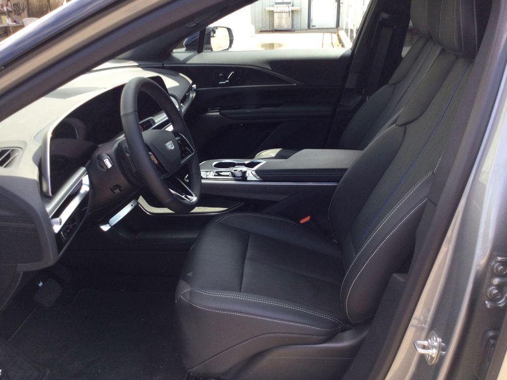 new 2025 Cadillac LYRIQ car, priced at $62,489