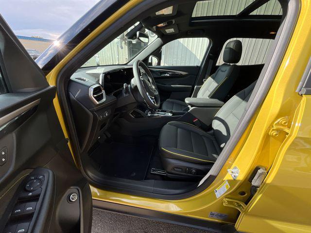 new 2025 Chevrolet TrailBlazer car, priced at $34,075