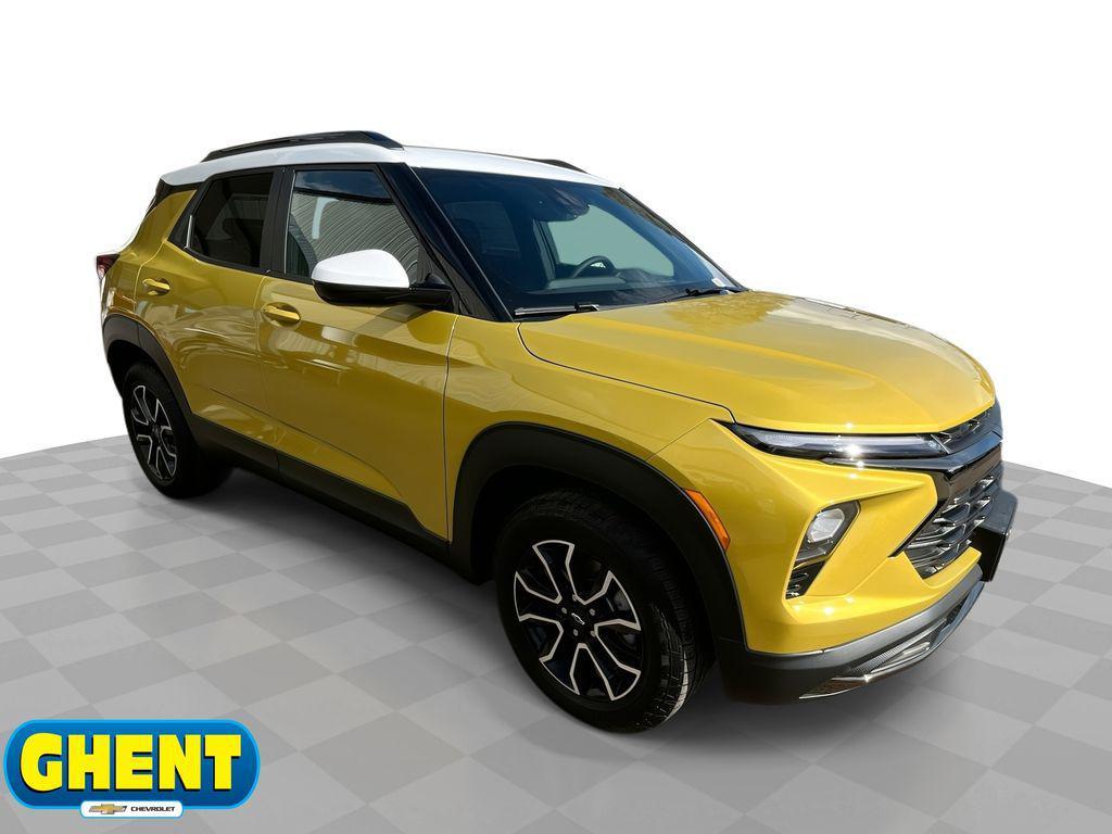 new 2025 Chevrolet TrailBlazer car, priced at $32,712